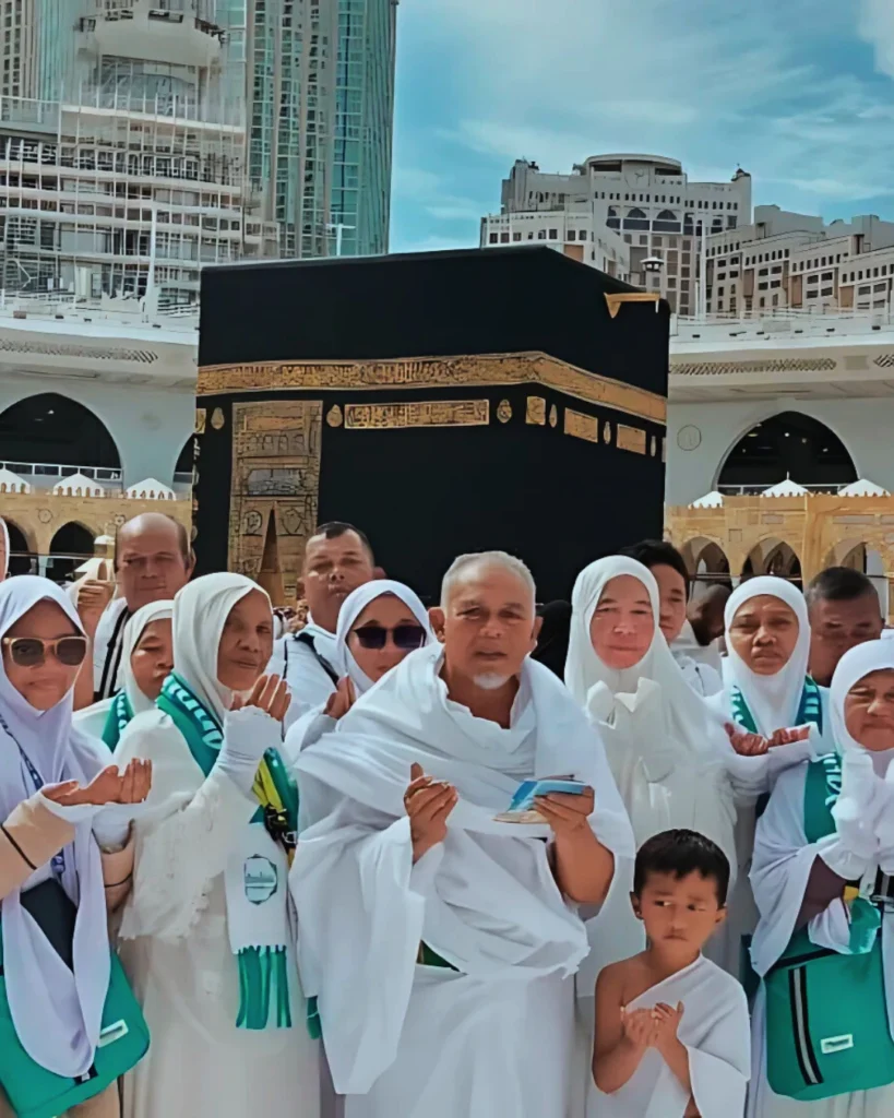 Mitra Annisa Travel Pangkalan Bun - Guru H. Arkani Bahran