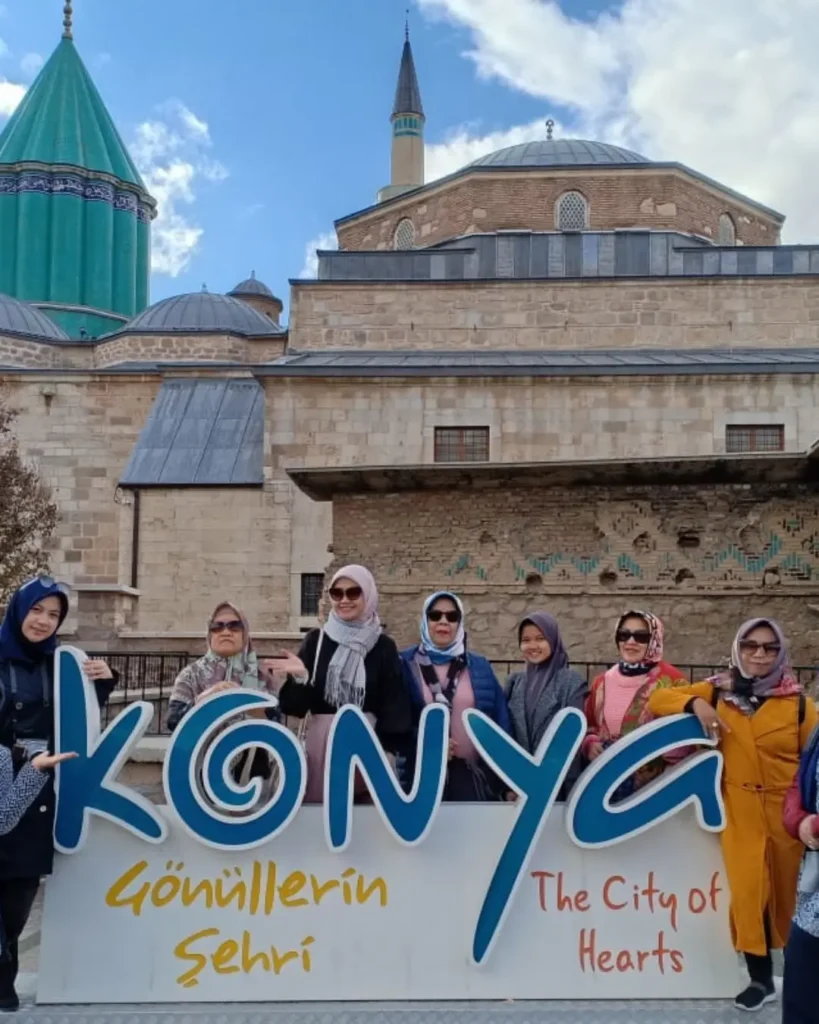 Paket Wisata Muslim plus Dubai