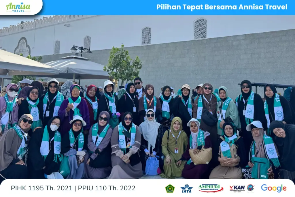 Paket Umroh Januari