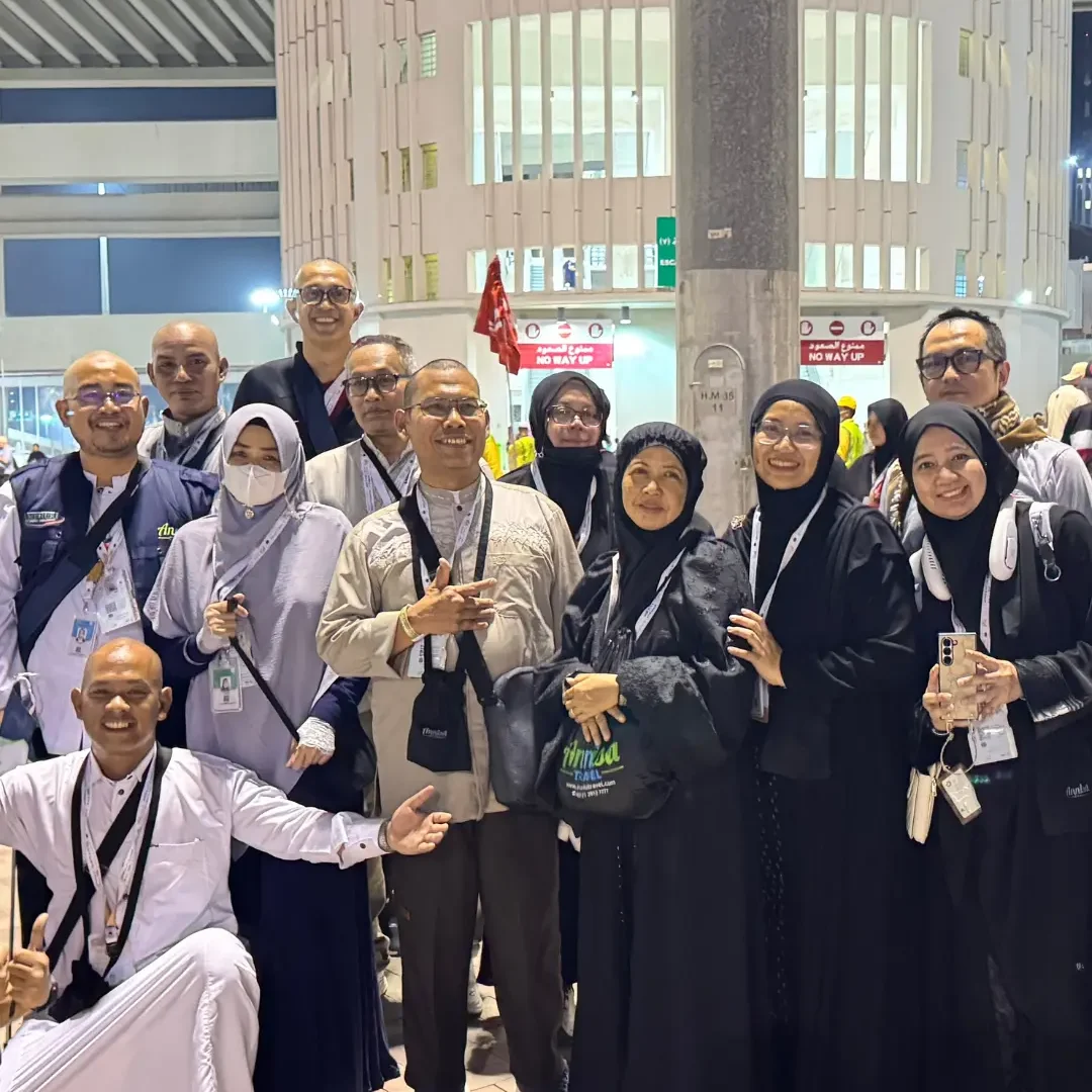 Foto Bersama Jamaah Haji Furoda Annisa Travel