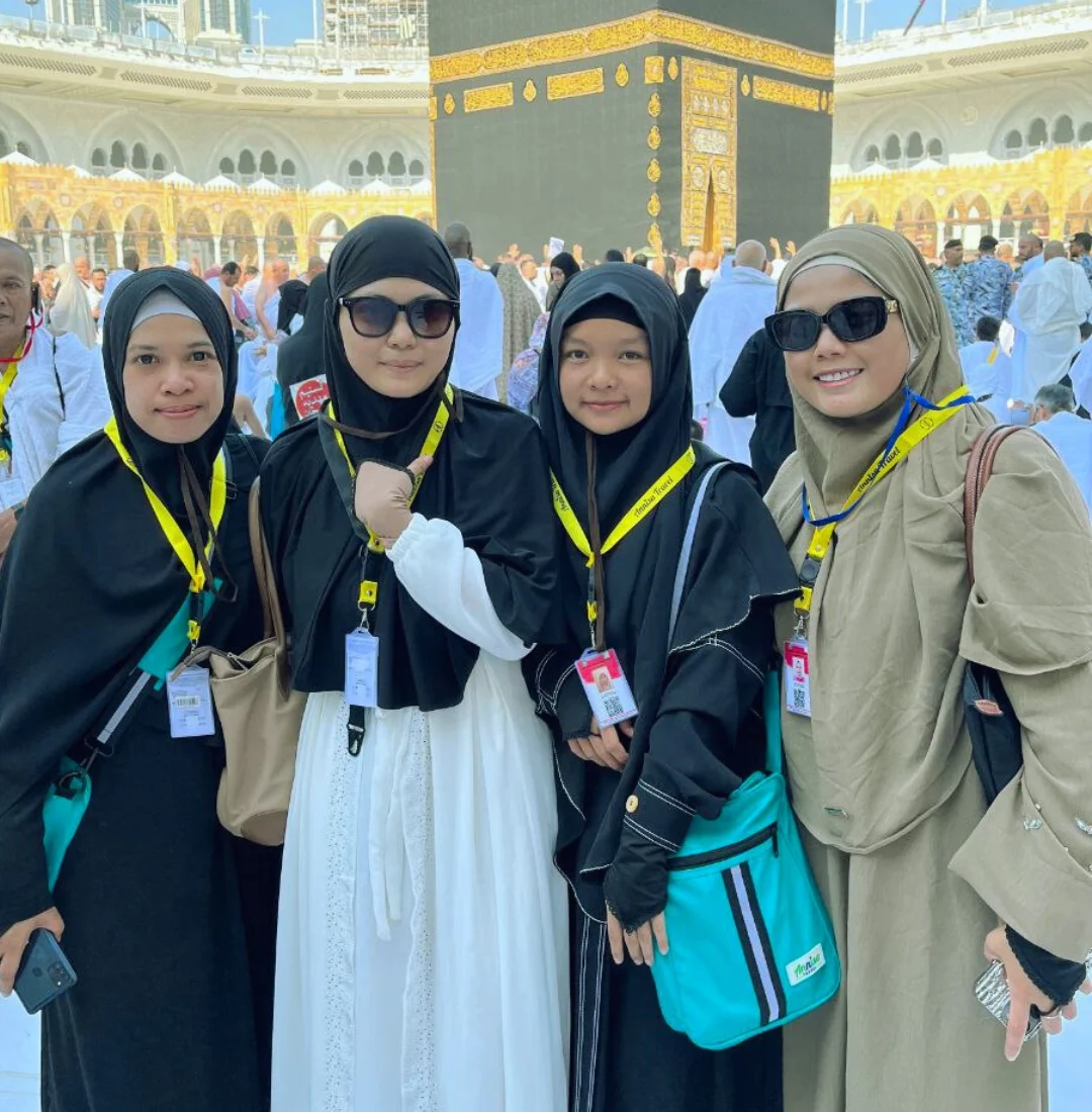Umroh Bareng Bestie